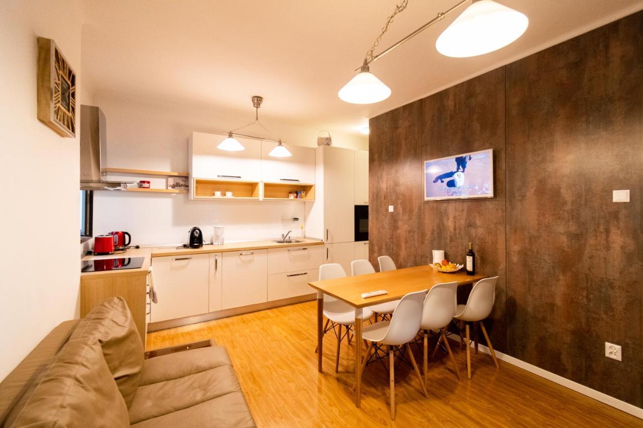 Ardor Apt - Bright And Secluded Apartment In The Heart Of Old Town Braszów Zewnętrze zdjęcie